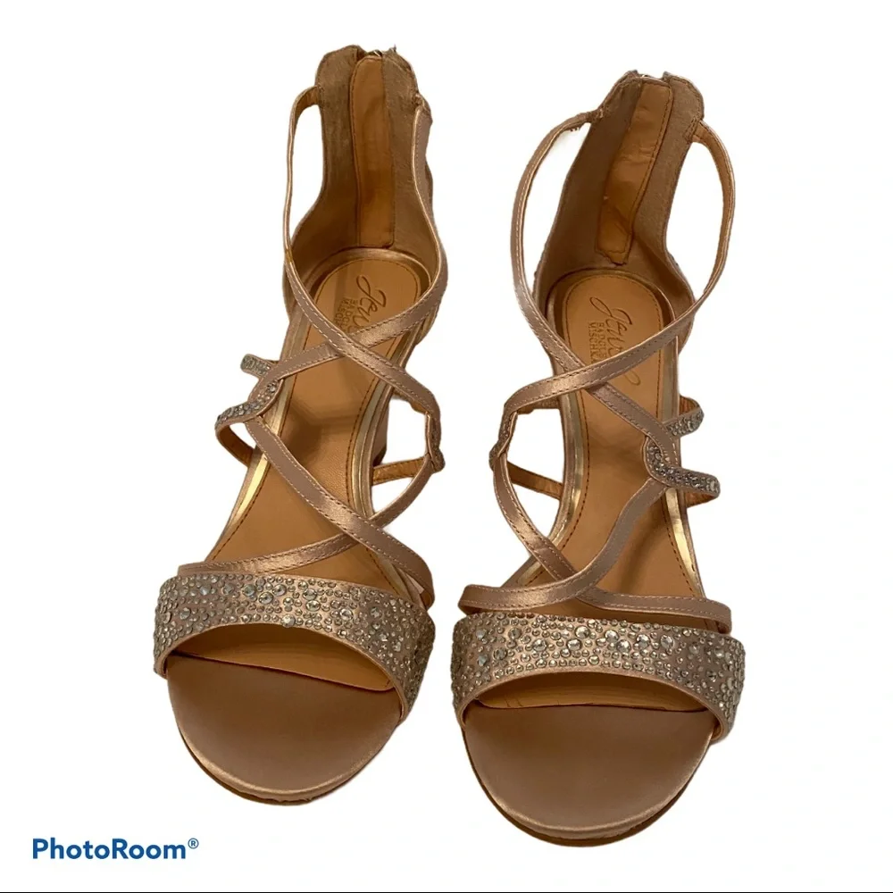 BADGLEY MISCHKA JEWEL SHOES WEDGE TAN FABRIC SATIN CRYSTALS STRAPPY Size 8